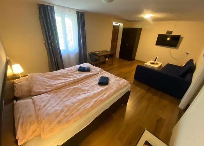 Summer Apartments